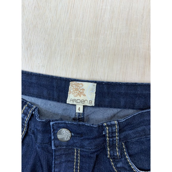 Arden B Womens Jean Shorts Size 4 Dark Wash Casual Summer Denim 30x3 - Picture 8 of 8